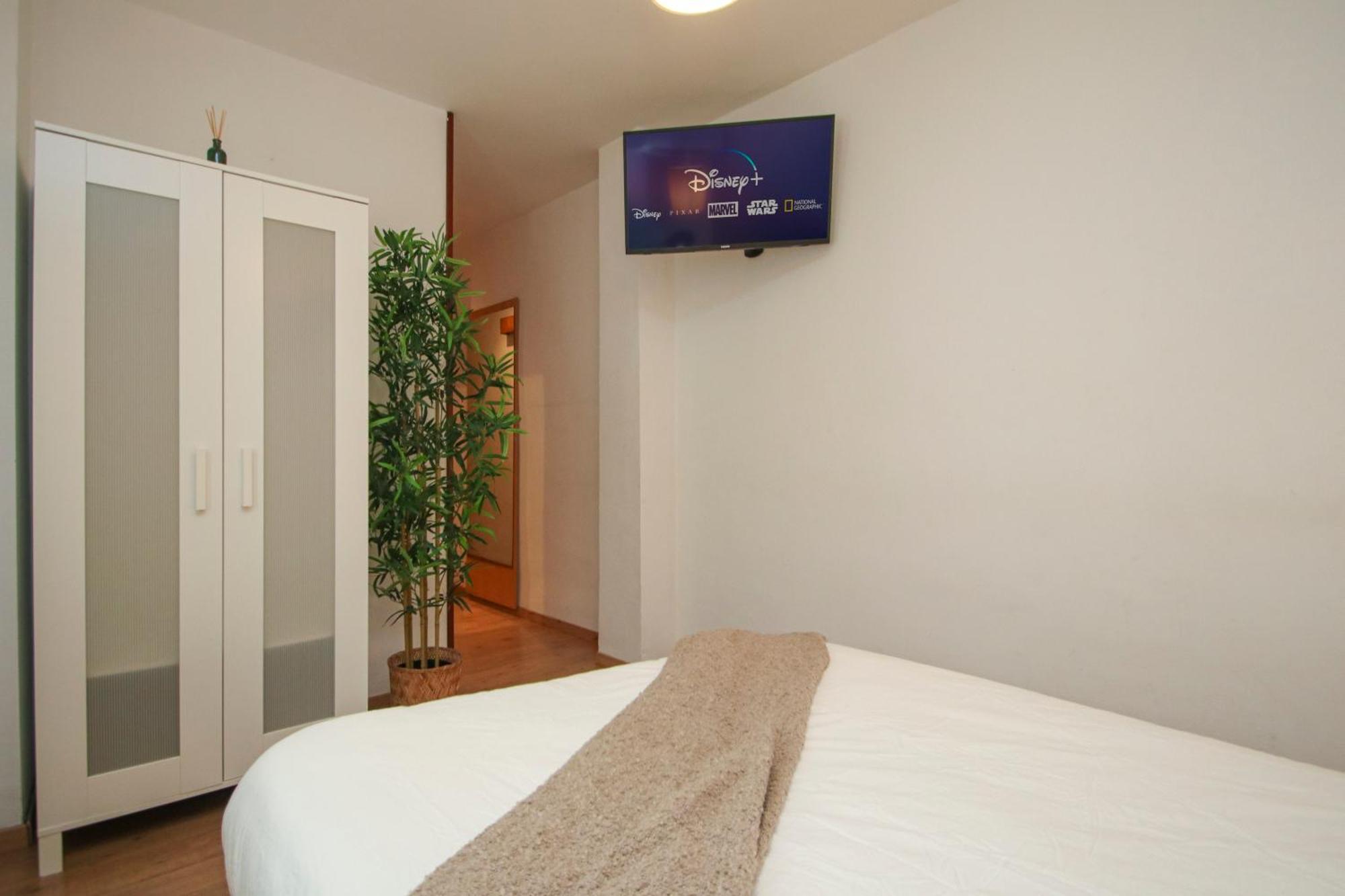 Spacious 2 Bedroom Apt In The Heart Of Triana Sevilha Exterior foto